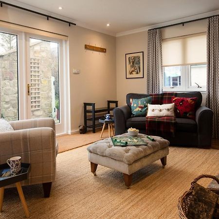 Bastle Retreats Farm Cottage Duns エクステリア 写真