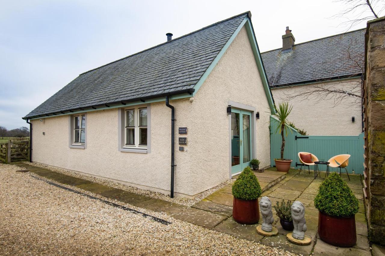 Bastle Retreats Farm Cottage Duns エクステリア 写真